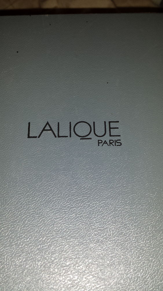 flacon de parfum LALIQUE 280 Campremy (60)