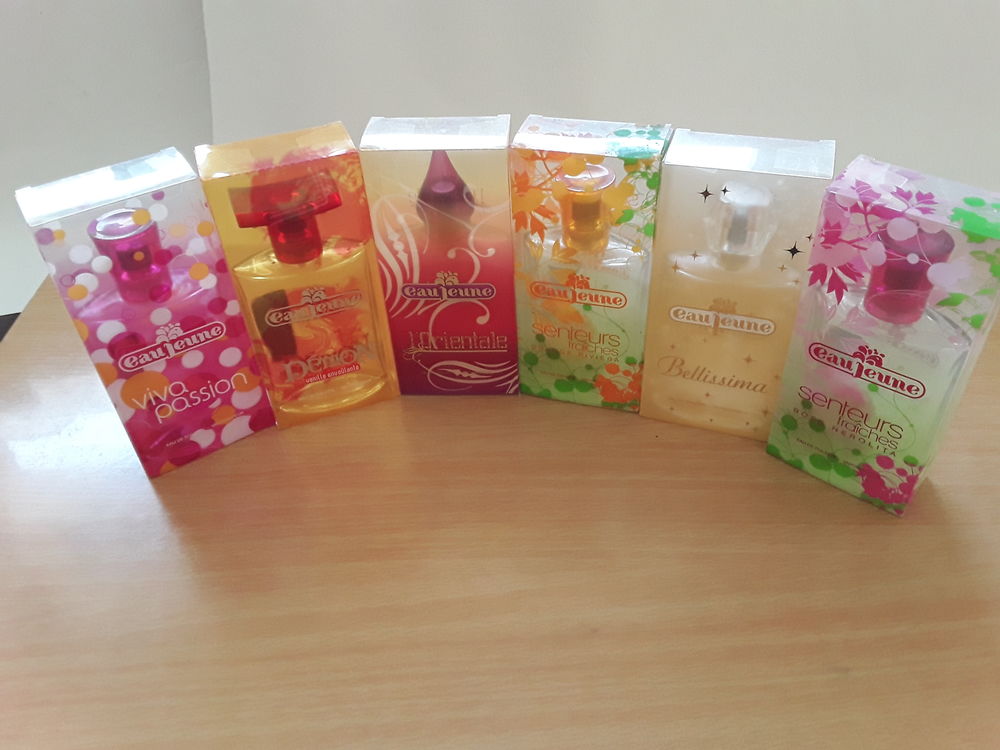 Flacon de parfum vide avec leur emballage 5 Viry-Noureuil (02)