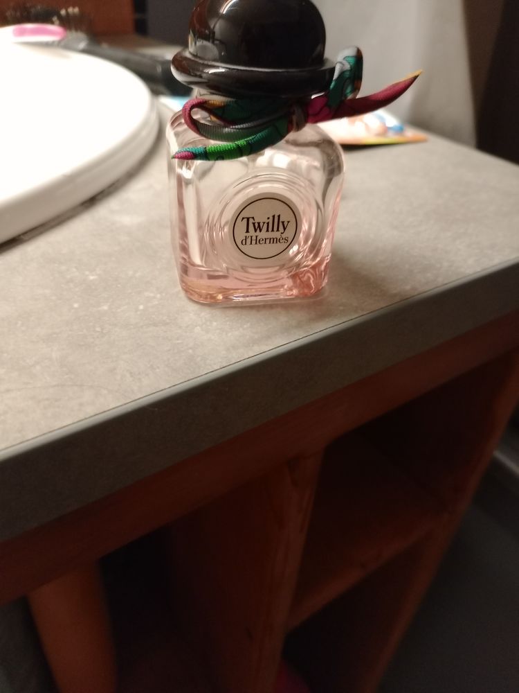 Flacon parfum vide 5 Saint-Paul (97)