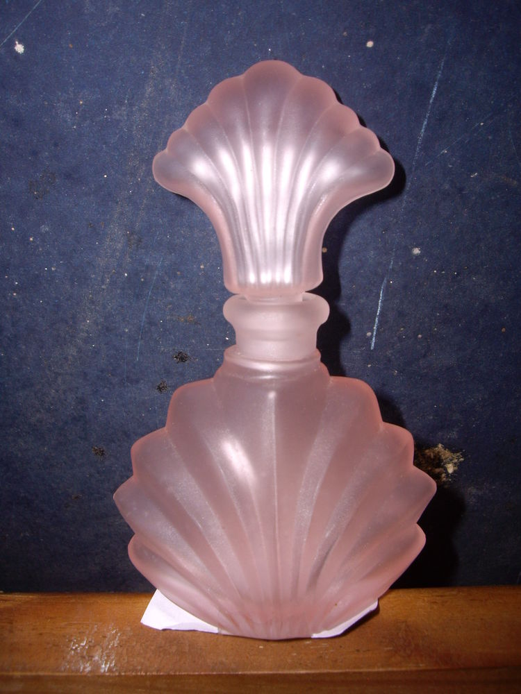 Flacon Rose en verre pour Parfum � 0,10 � 1 Bouxwiller (67)