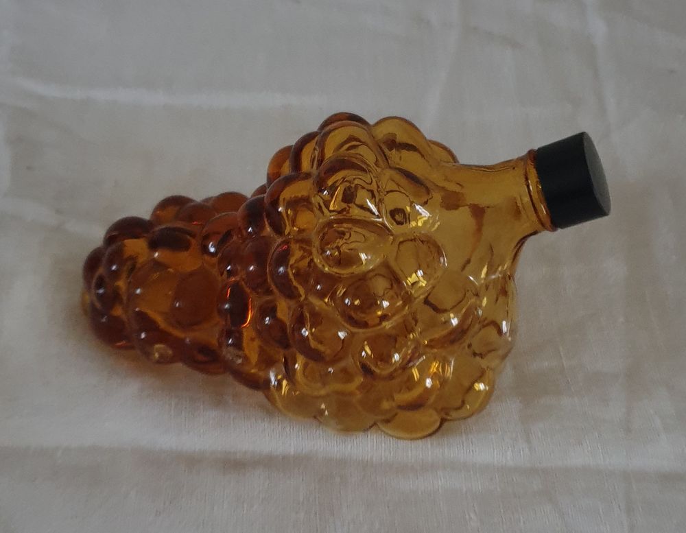 Flacon en verre fum� en forme de grappe de raisin - Vintage 15 Limoges (87)
