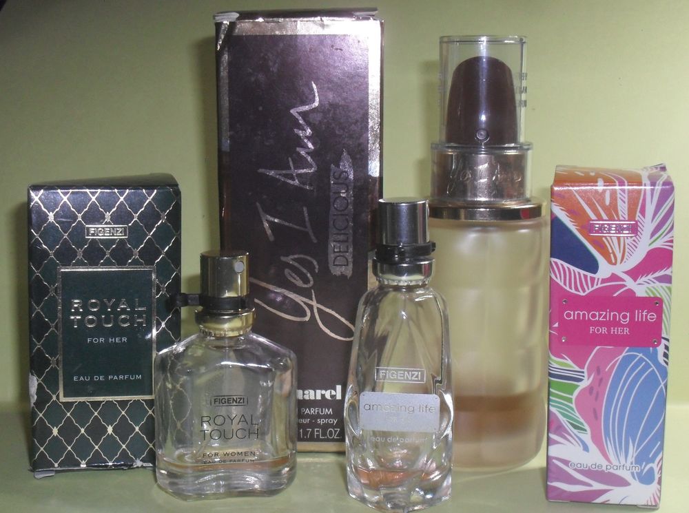 Lot de 3 Flacons vides d'Eau de Parfum avec bo�tes. 20 Montreuil (93)