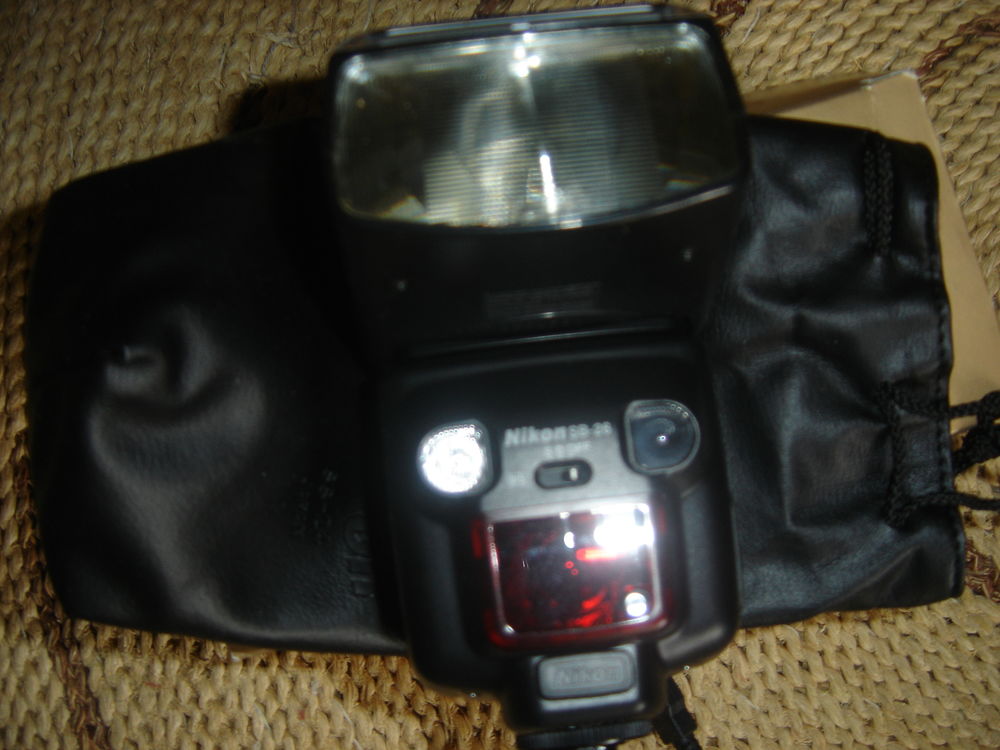 FLASH ELECTONIQUE NIKON 50 Thomery (77)