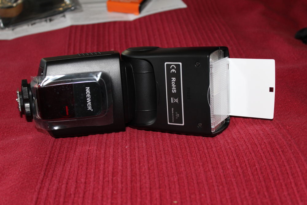 Flash NEEWER  TT560  pour Canon 1200D 30 Caen (14)