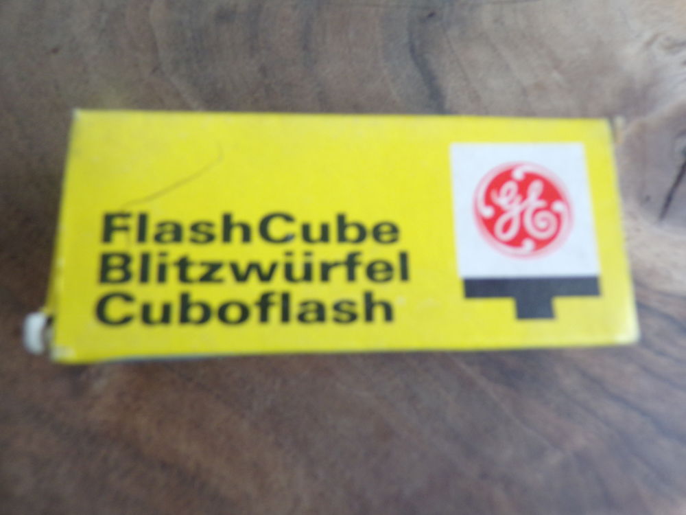 Flashcube 2 cubes 8 flash  General electric 3 Laval (53)