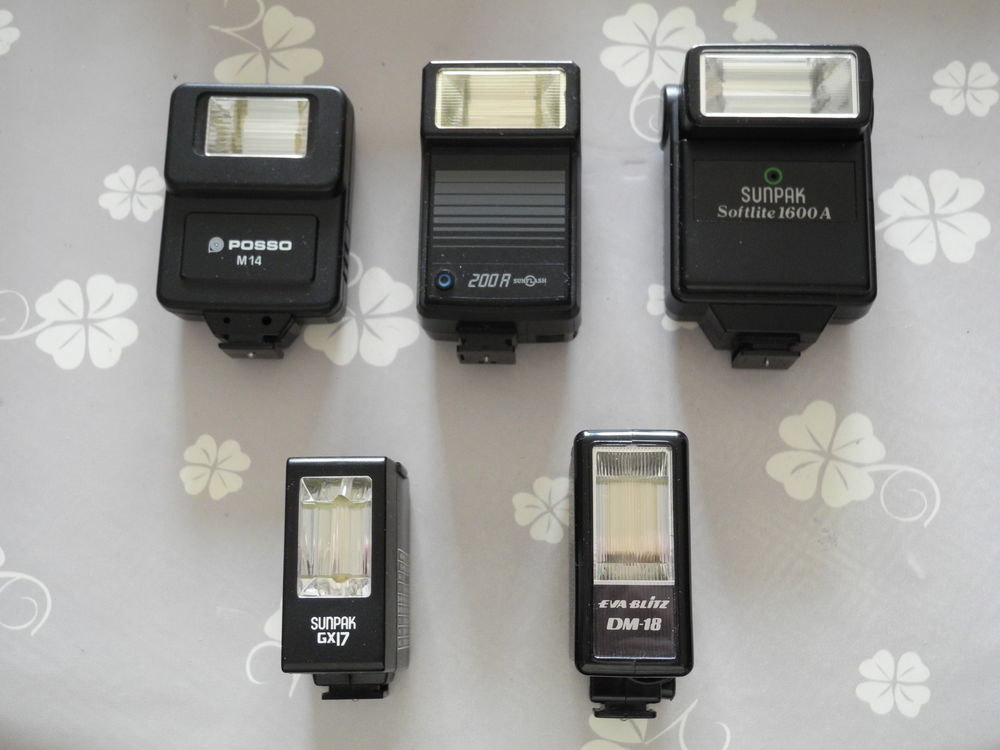 Lot de 5 flashs. 20 �pinay-sur-Seine (93)