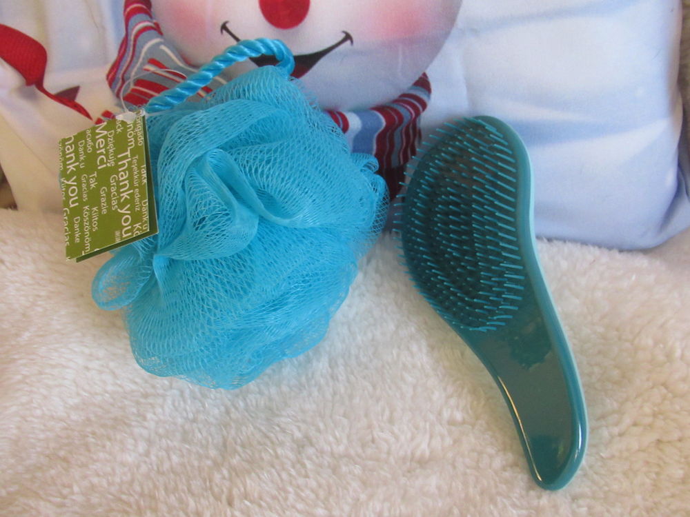 Fleur de bain bleu + brosse � cheveux de voyage 3 Livry-Gargan (93)