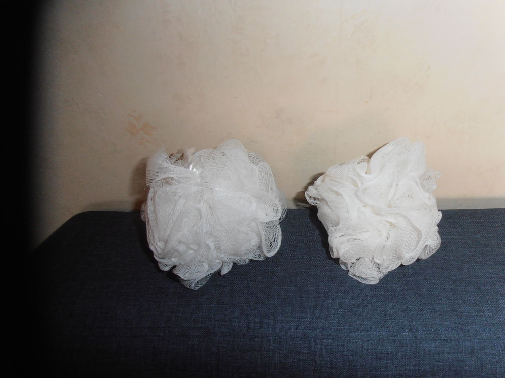 Fleurs de bain blanches (25) 3 Tours (37)