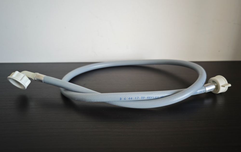 Flexible d'alimentation coud� � visser plastique - NEUF 2 Metz (57)