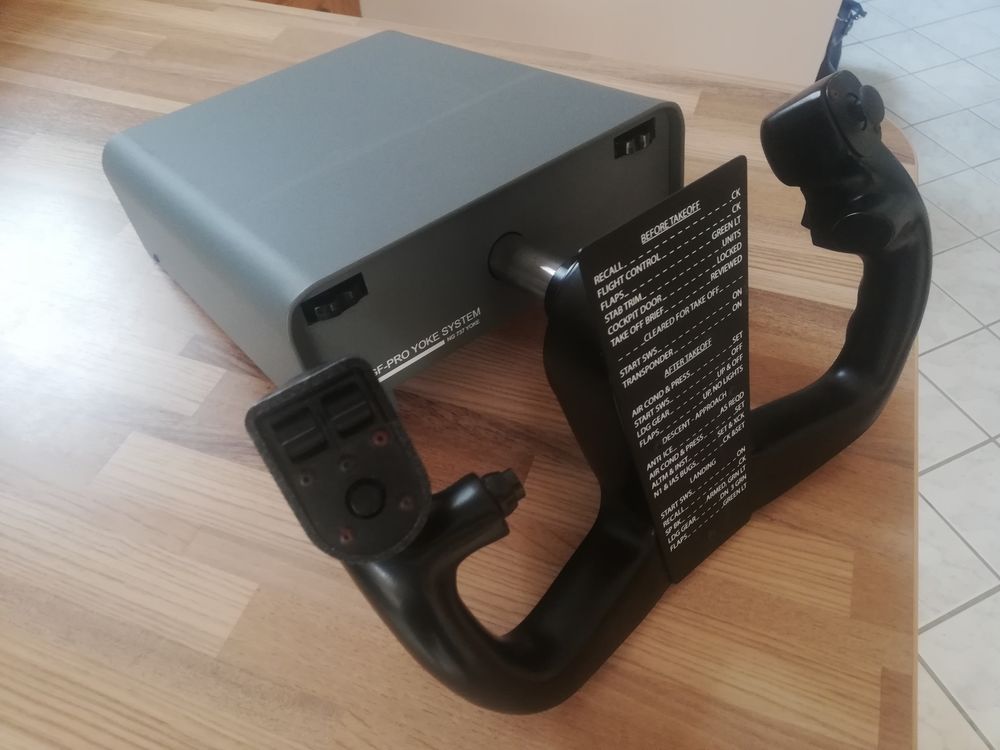 Flight simulator pro yoke 400 Viry-Ch�tillon (91)