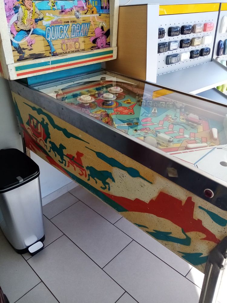 flipper hs ou restaur� votre flipper 2001 Douai (59)