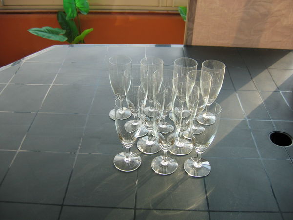 24 fl�tes � Cr�mant ou Champagne PIPER - Reims 30 Le Vernois (39)