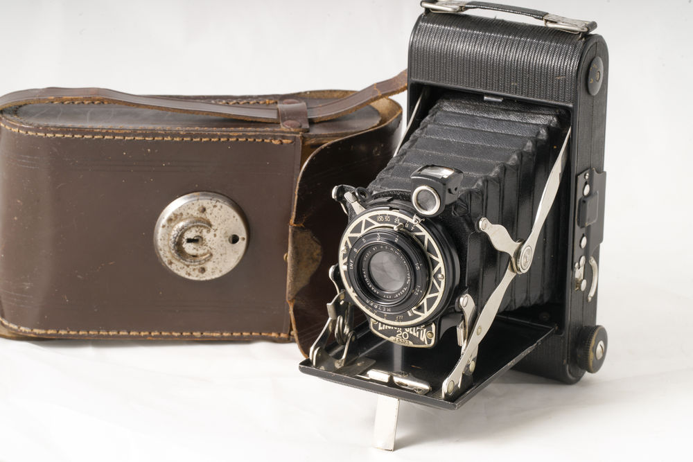 Folding Ensign Selfix 20 
60 Vincennes (94)