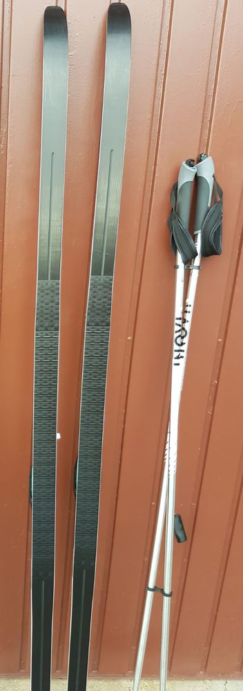 Ski de fond et chaussures 170 Gex (01)