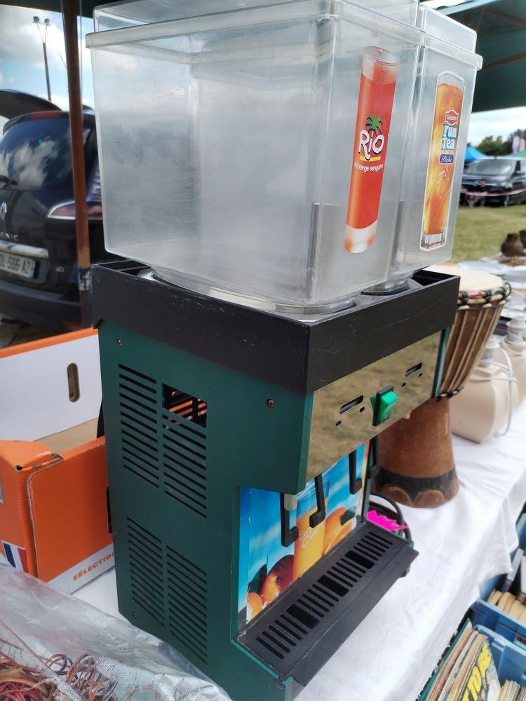 fontaine a jus de fruit r�frig�r�. 130 Vouthon (16)