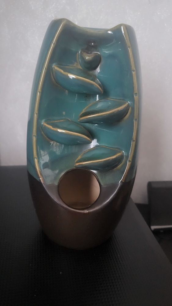 fontaine de fum�e 20 Montlu�on (03)