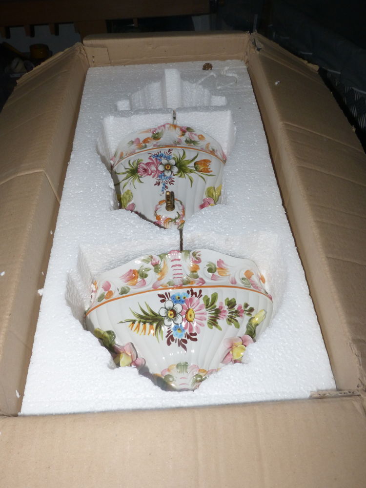 Fontaine murale  int�rieur 0 Saint-Avertin (37)