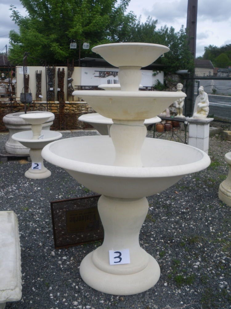 Fontaine en pierre reconstitu�e non g�live 1100 Ch�teau-l'�v�que (24)