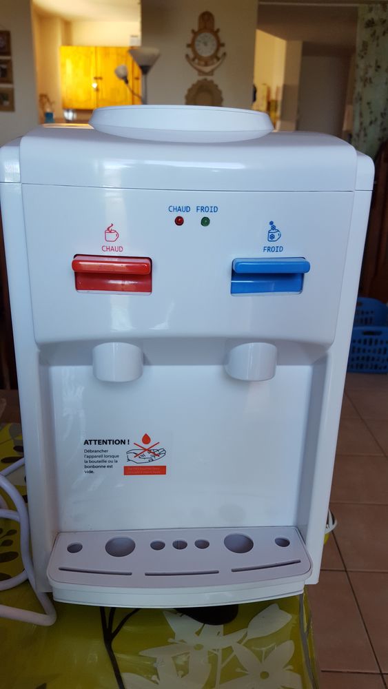 Fontaine � eau 40 Le Tampon (97)