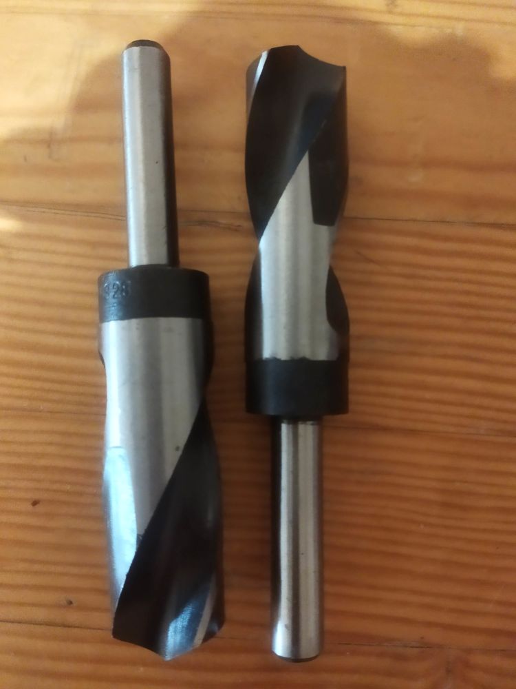 Foret HSS diametre 26 ou 28 mm queue r�duite 14 Montpellier (34)