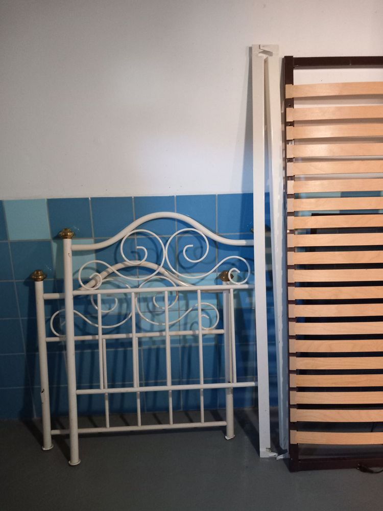 Lit fer forg� 1 personne 50 Compi�gne (60)