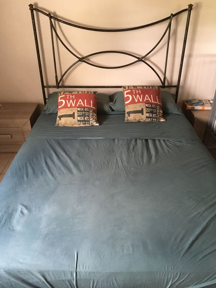 Lit en fer forg� 250 Petit-Bourg (97)