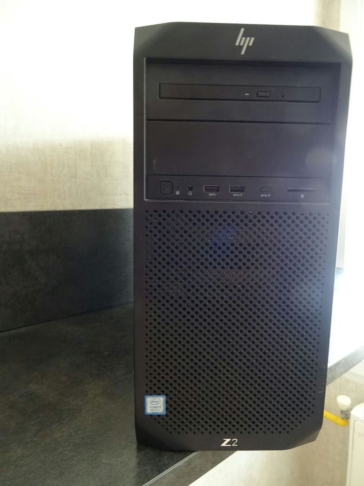 HP Z2 Format tour G4  Intel� Core? i7 250 Landeronde (85)