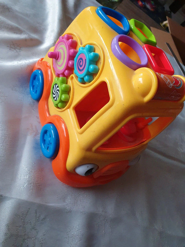 jeu de formes - voiture 1 Aubvillers (80)