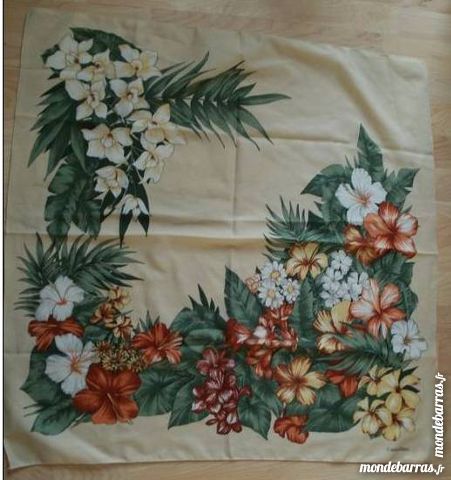 Foulard CASTELLANI (Italie) Carr� de 76 cm 3 Montauban (82)