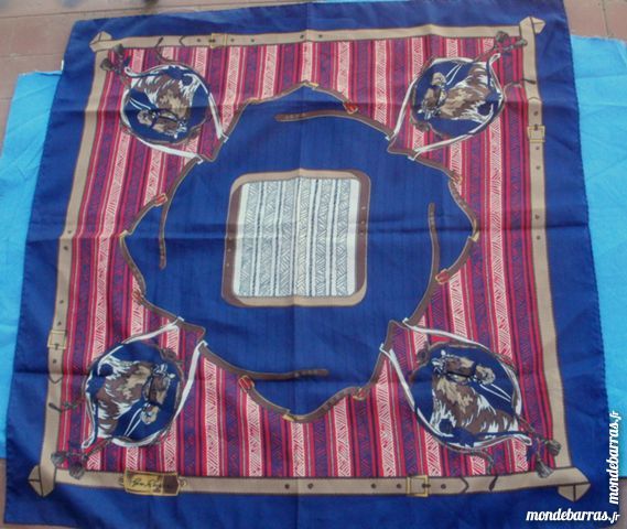 Foulard Gim RENOIR Carr� de 77 cm Motif chevaux 4 Montauban (82)