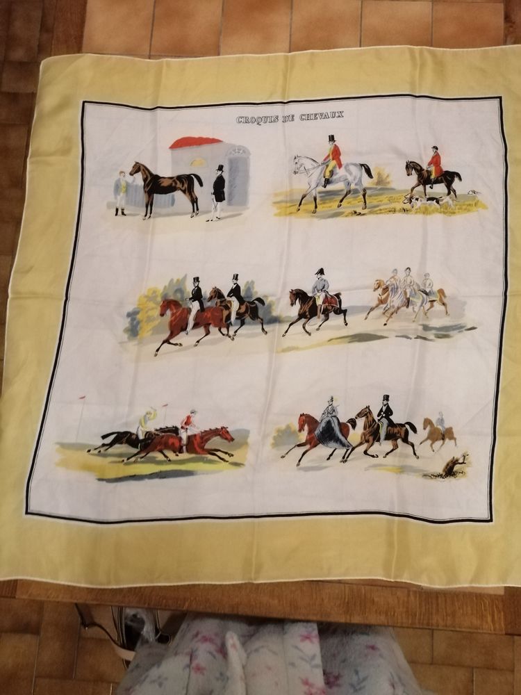 Foulard en soie 15 Venizy (89)