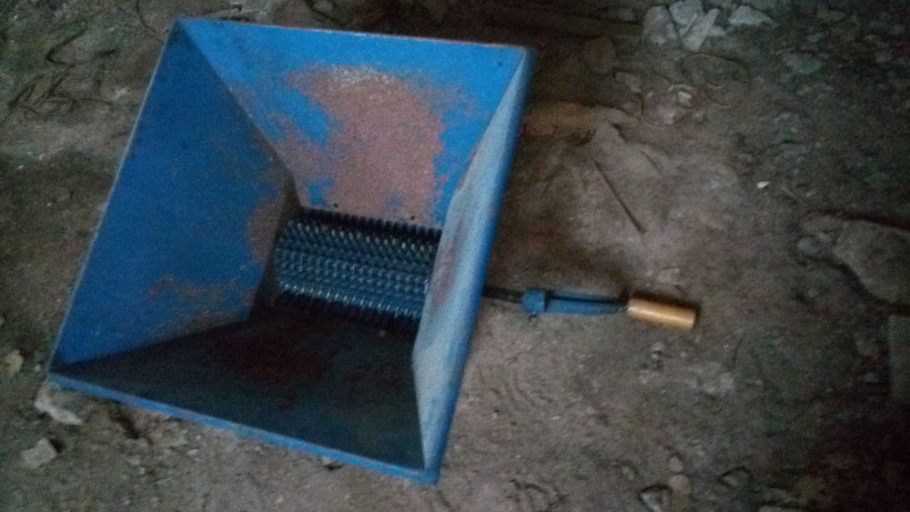 FOULOIR MANUEL A FRUITS 120 B�ziers (34)