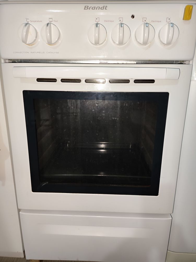 Four avec plaque electrique 60 Ivry-sur-Seine (94)