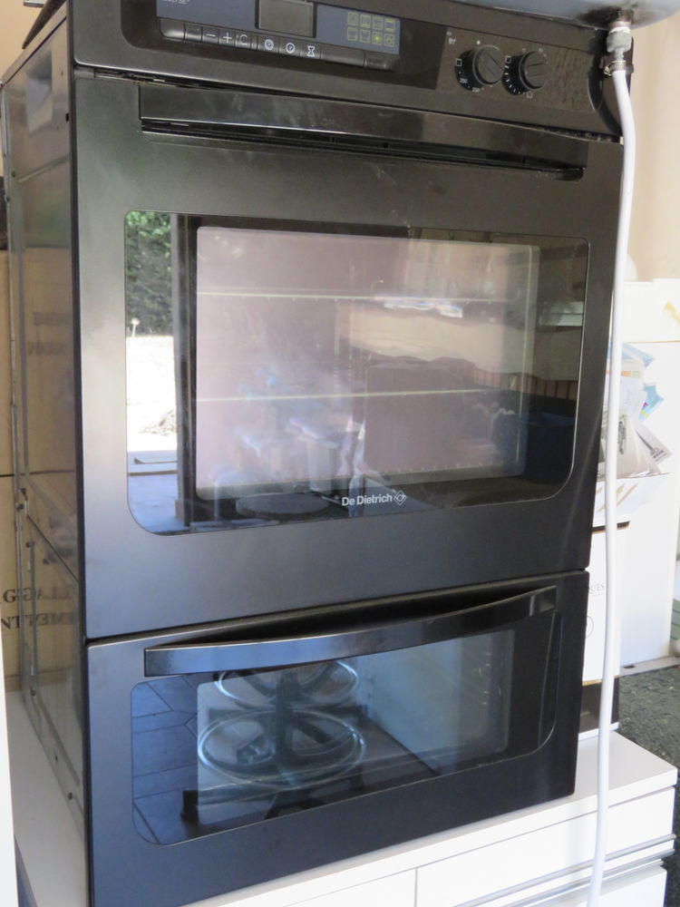 Four double incastrable 0 C�ret (66)