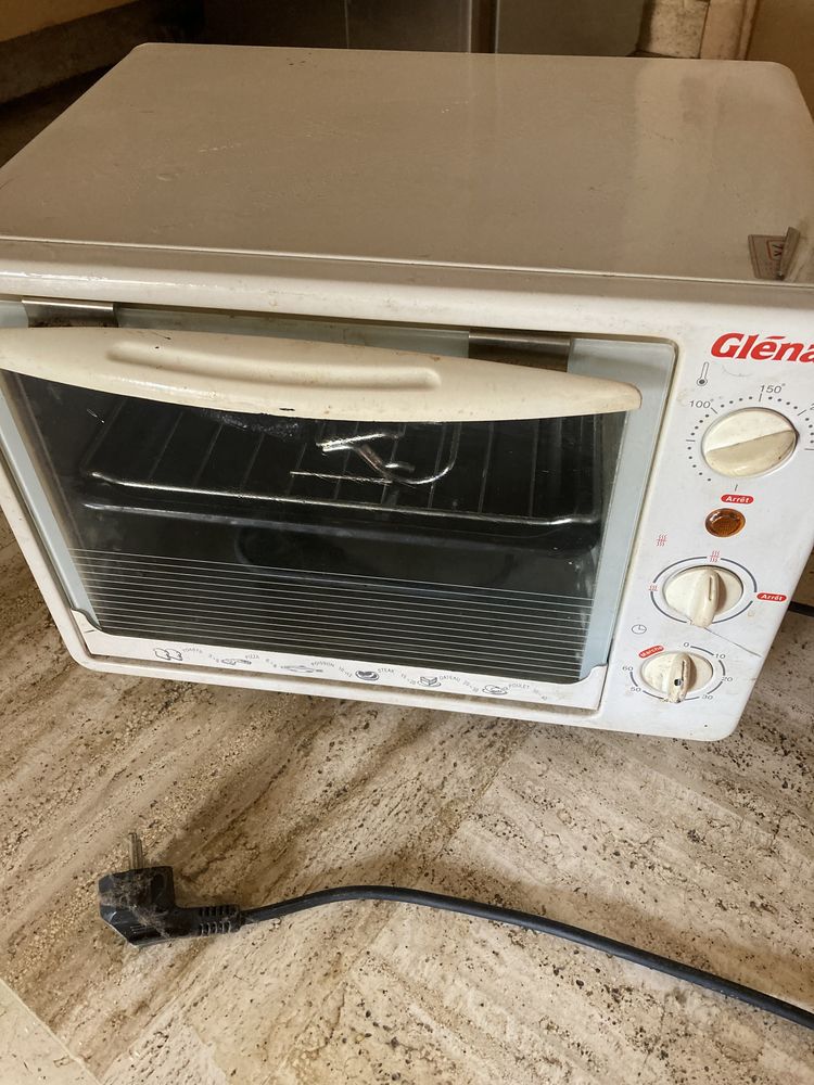 four electrique en bon �tat de marche 7 La Fontonne (06)