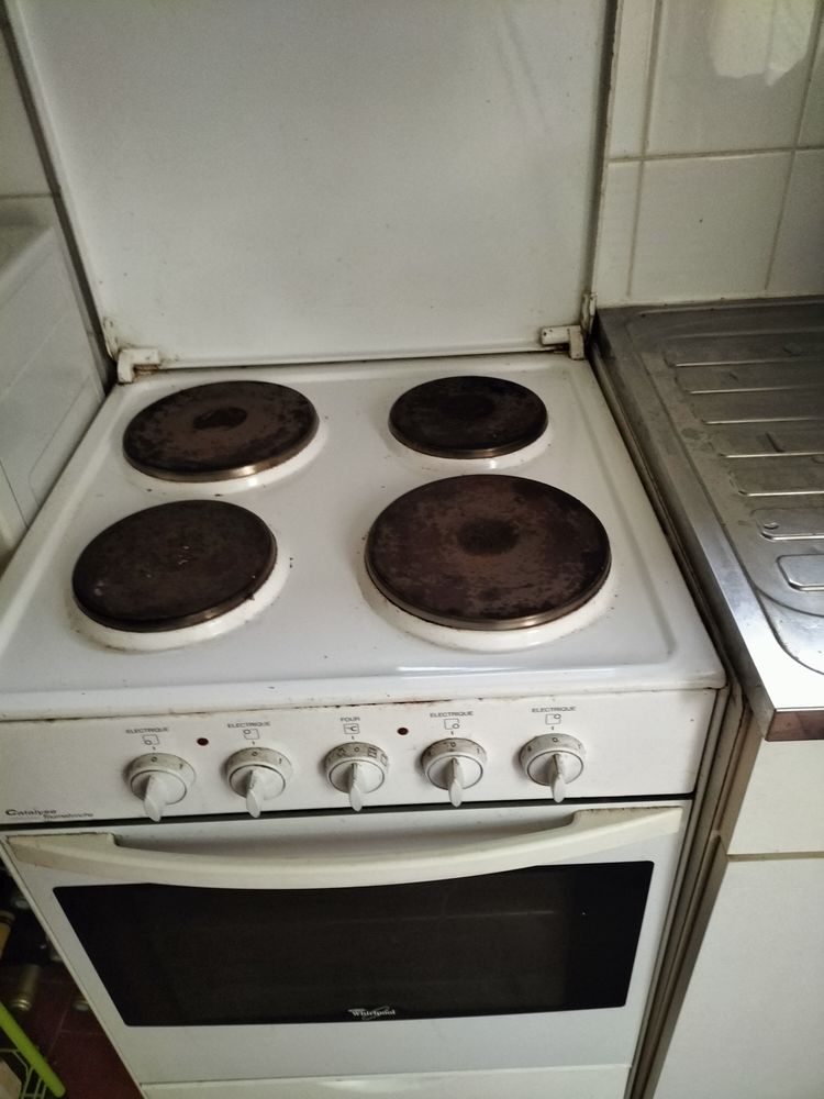 Four �lectrique 60 Saint-L�ger-aux-Bois (60)