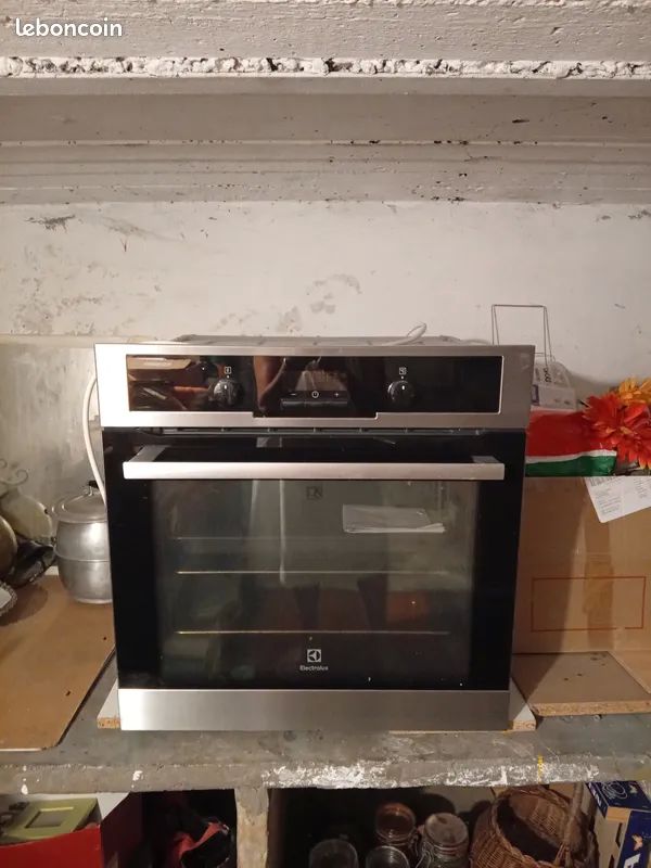 Four �l�ctrique 150 Hazebrouck (59)