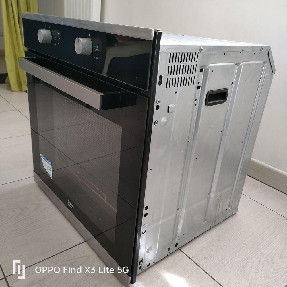 Four encastrable BEKO 200 Le Plessis-Belleville (60)