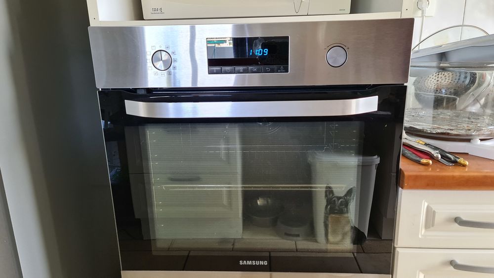 Four encastrable Samsung 250 Tournus (71)
