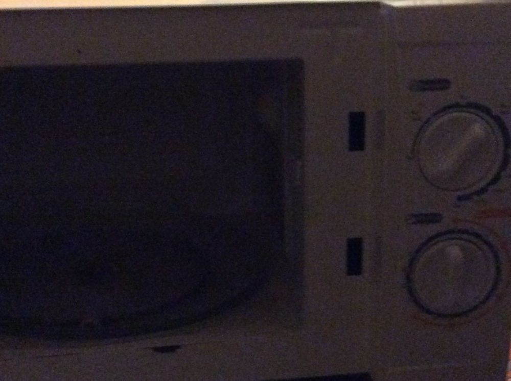 Four micro onde grill 0 Port-Saint-Louis-du-Rh�ne (13)