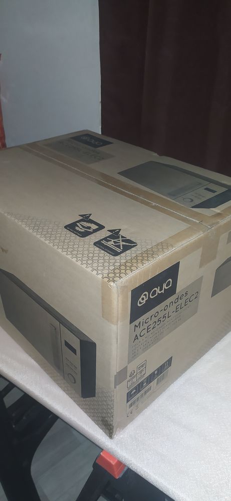 Four Micro ondes 100 Tulle (19)