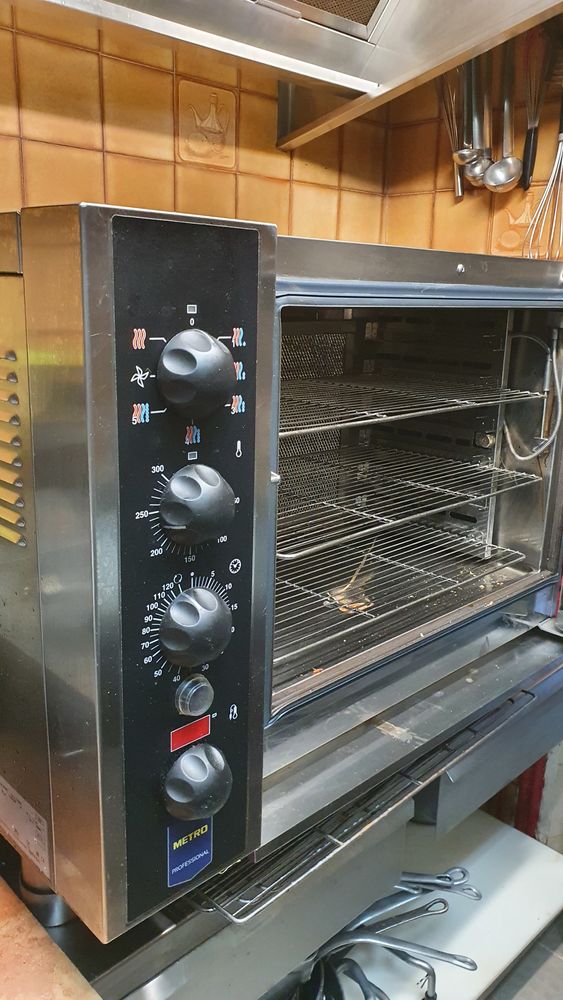 Four mixte avec grill 4x GN 2/3,  porte vitr�e triphas�s 0 Villiers-sur-Marne (94)