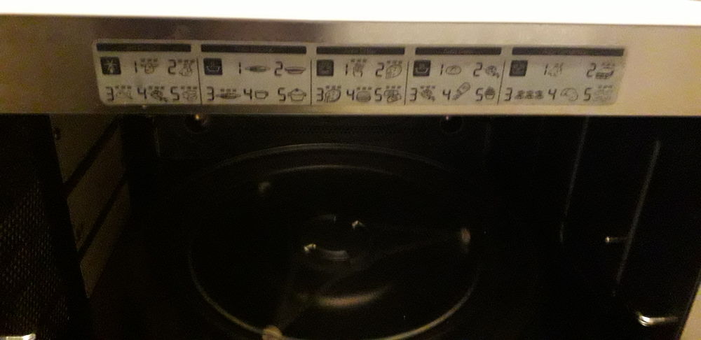 Four multifonctions Whirlpool 200 La Baule-Escoublac (44)