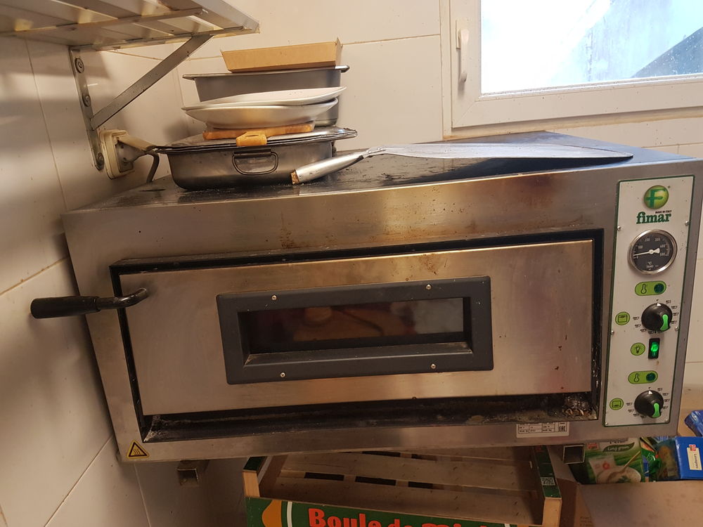 Four a pizzas pro 550 Saint-Bonnet-l'Enfantier (19)