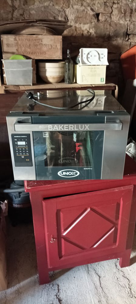 Four professionnel � convection 1500W 600 Montauban (82)