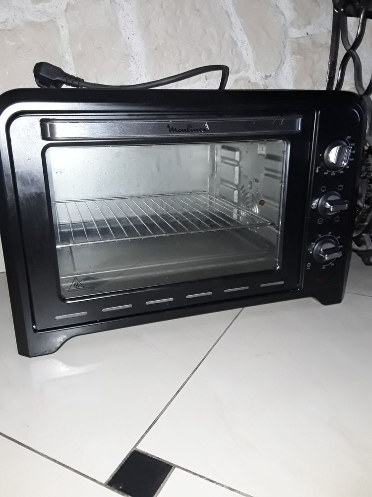 Four rotissoire 150 Melun (77)