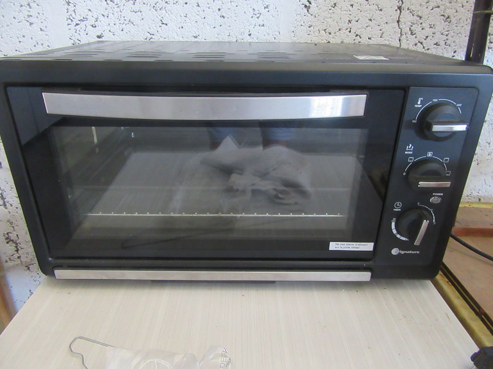 Four Signature 2000W 60L 60 Mortagne-au-Perche (61)