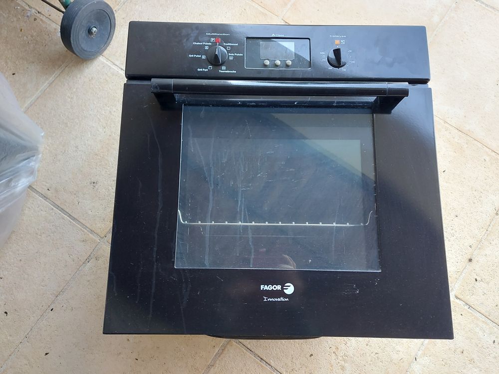 FOUR 30 Genevri�res (52)