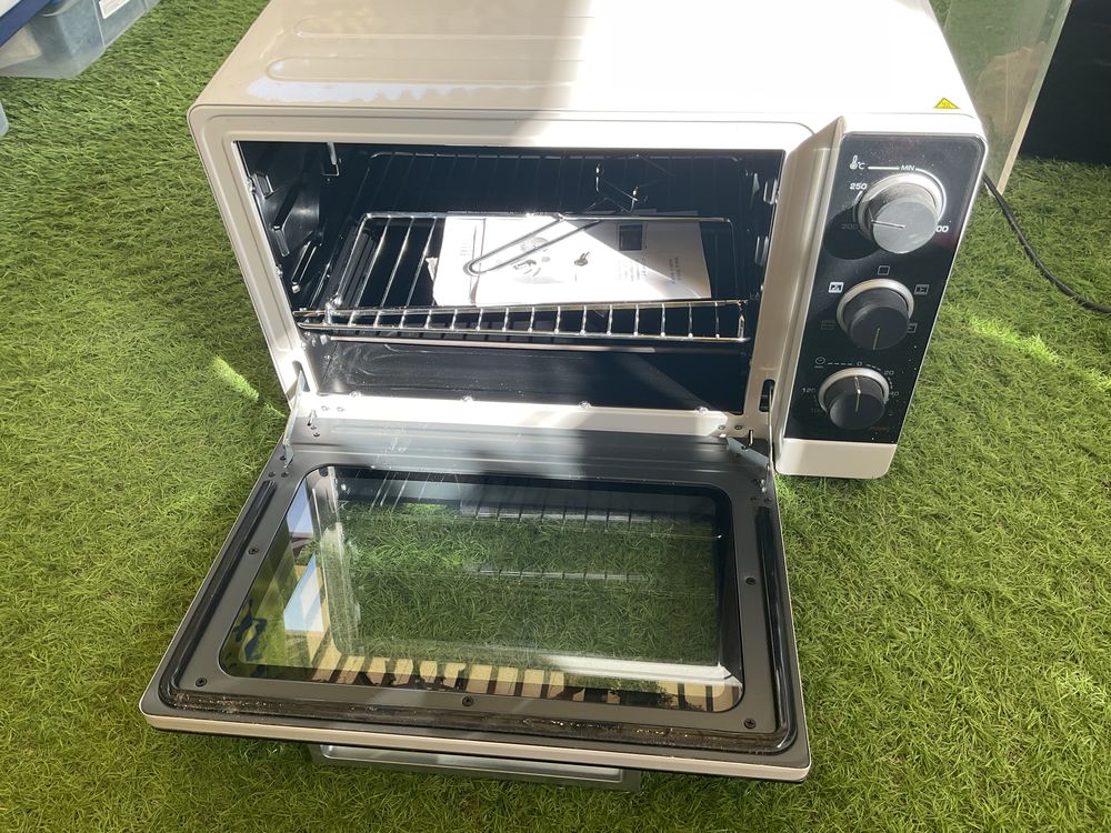 Four 80 Saint-Martin (97)