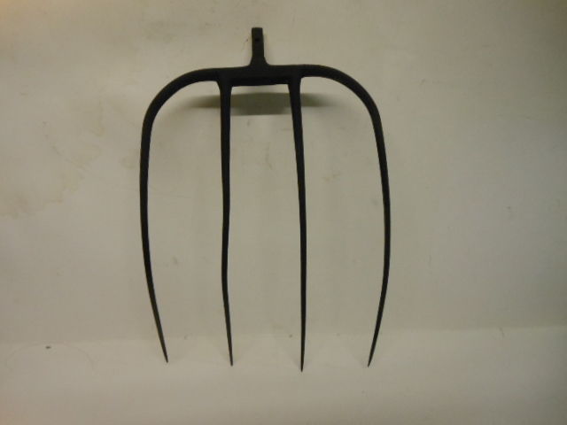 fourche 4 dents 5 Gr�zieu-la-Varenne (69)